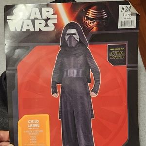 Boys Halloween Costume STAR WARS KYLO REN Robe Mask Hood Large Missing robe.